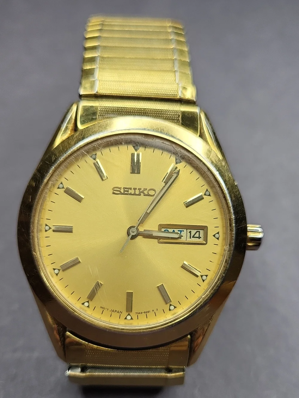 Seiko Men's Gold Tone Dress Watch